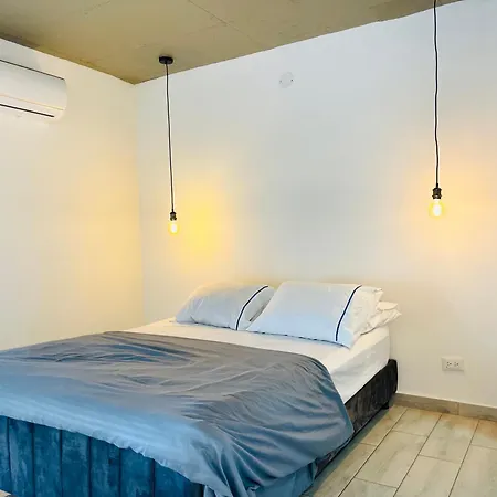 Nuevo Y Moderno Estudio Apartment